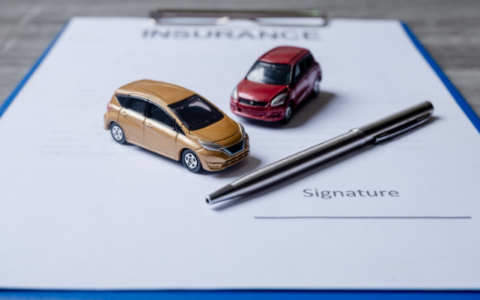 Tra traffico urbano e spostamenti quotidiani: come scegliere con attenzione l’assicurazione auto