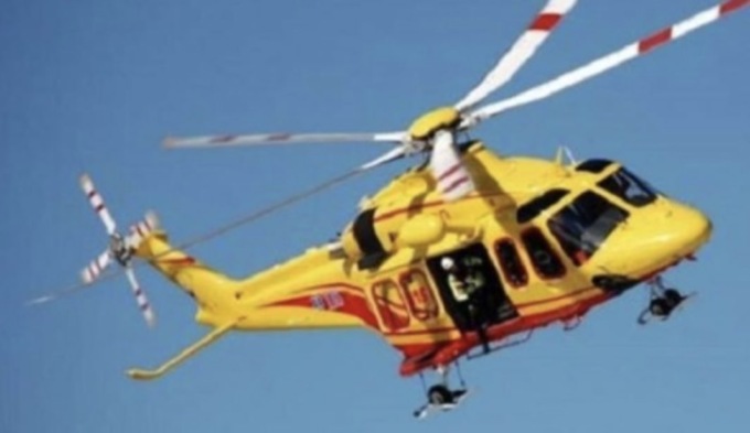 Brutta caduta al suolo: nulla da fare per un uomo di 87 anni