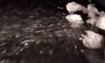 Frana si abbatte sulla Sp58 a Idro causa maltempo