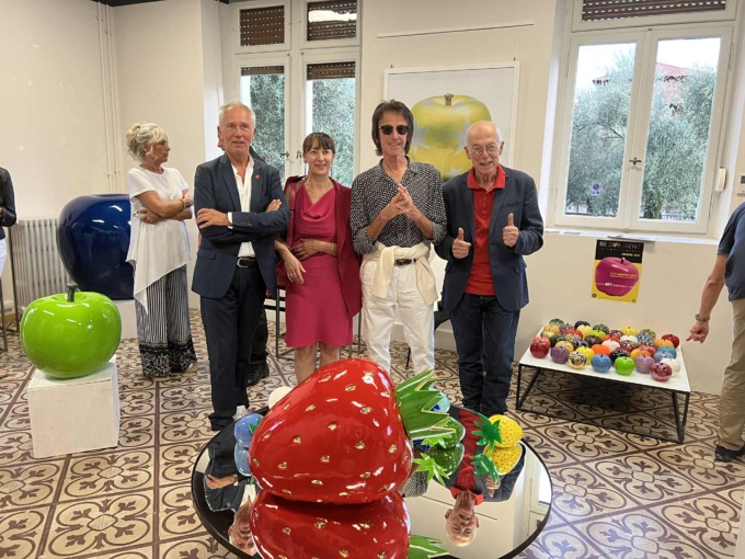“Be different, catch diversity”: Alberto Fortis all’inaugurazione della personale di Milena Bini