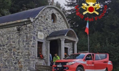 Brutta caduta al suolo per una donna al Rifugio Corno: l’intervento dei Vigili del Fuoco