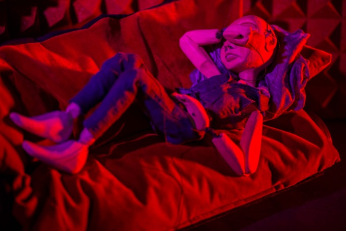 Casa con Bambole Rotte in scena a Villanuova sul Clisi per Strabilio Festival