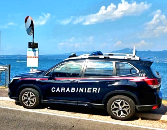 Case vacanze sul Garda: controlli dei carabinieri su 15 tra Desenzano, Sirmione e Lonato
