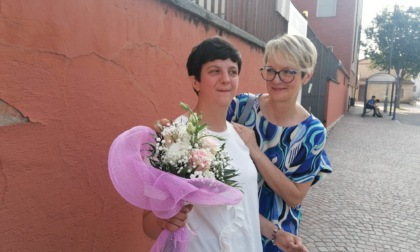 Martina si diploma con una tesi sulla Si può fare band