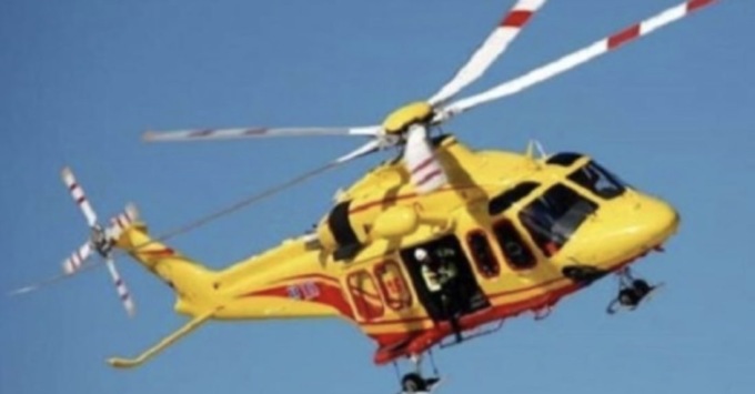 Paura ad Agnosine, soccorso un uomo di 53 anni: arriva l’elisoccorso
