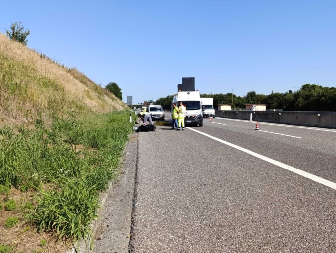 Perde il controllo della moto in Corda Molle: muore un 60enne