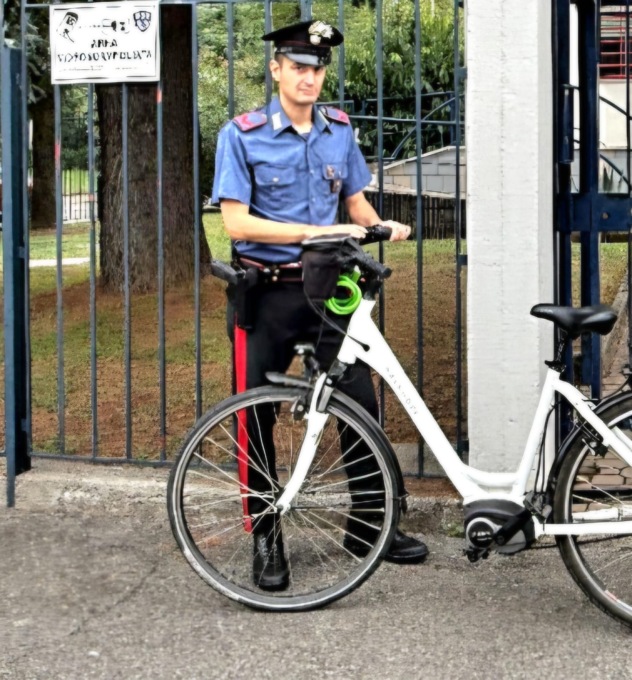 Ruba una e-bike da oltre 2mila euro: 37enne denunciato per ricettazione