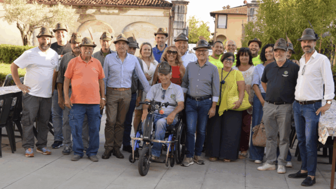 La solidarietà non va in vacanza grazie alle penne nere poncaralesi