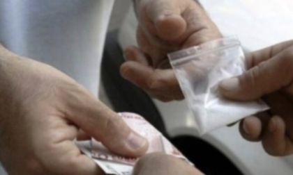 Spaccio: in manette un 25enne cittadino albanese irregolare sul territorio e senza fissa dimora