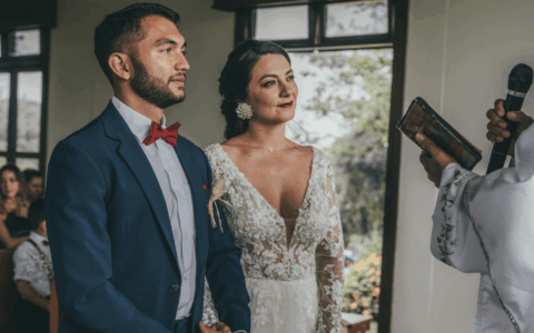 Le migliori tipologie di abito da sposo per ogni stile di matrimonio