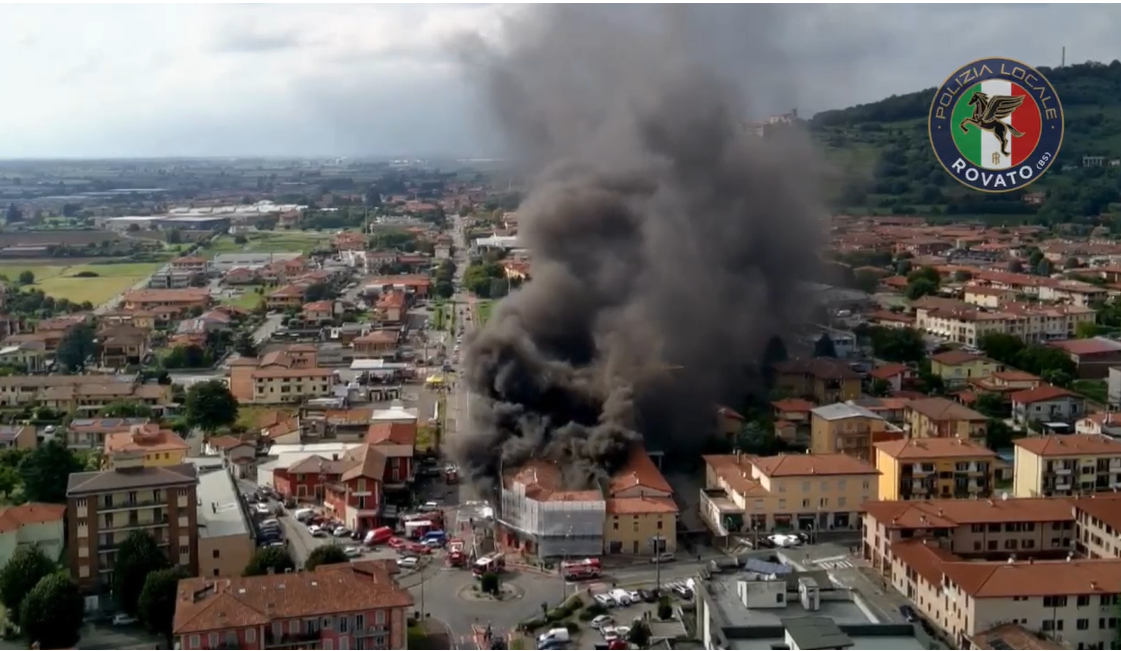 Incendio di Rovato, diossine e IPA nell’aria. Ma ora i valori sono tornati alla normalità
