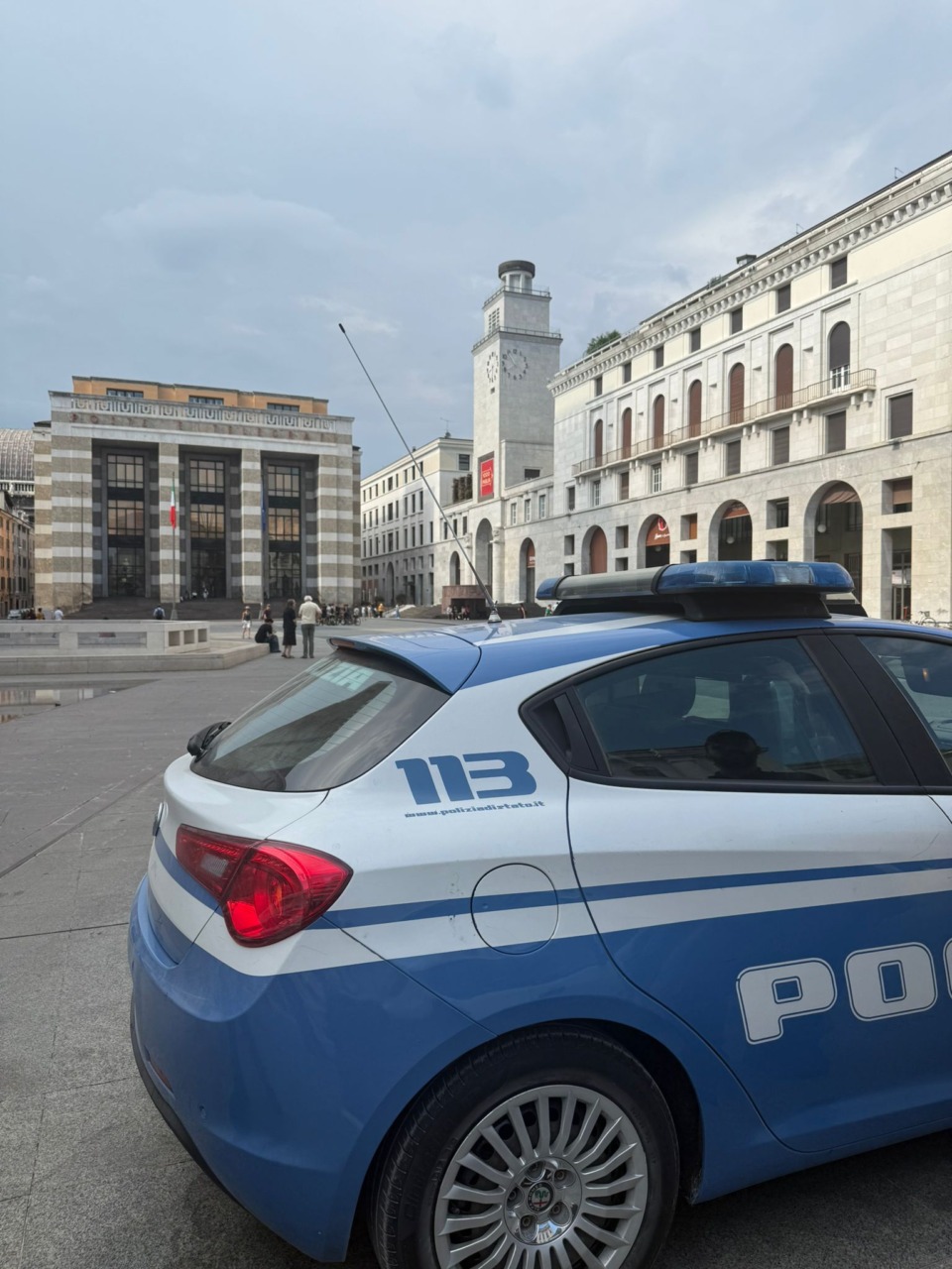 Aggressione, violenza e disturbo dell’ordine pubblico: in manette un ricercato straniero