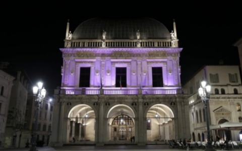 Giornata Mondiale dell’Alzheimer: la Loggia sarà illuminata di viola