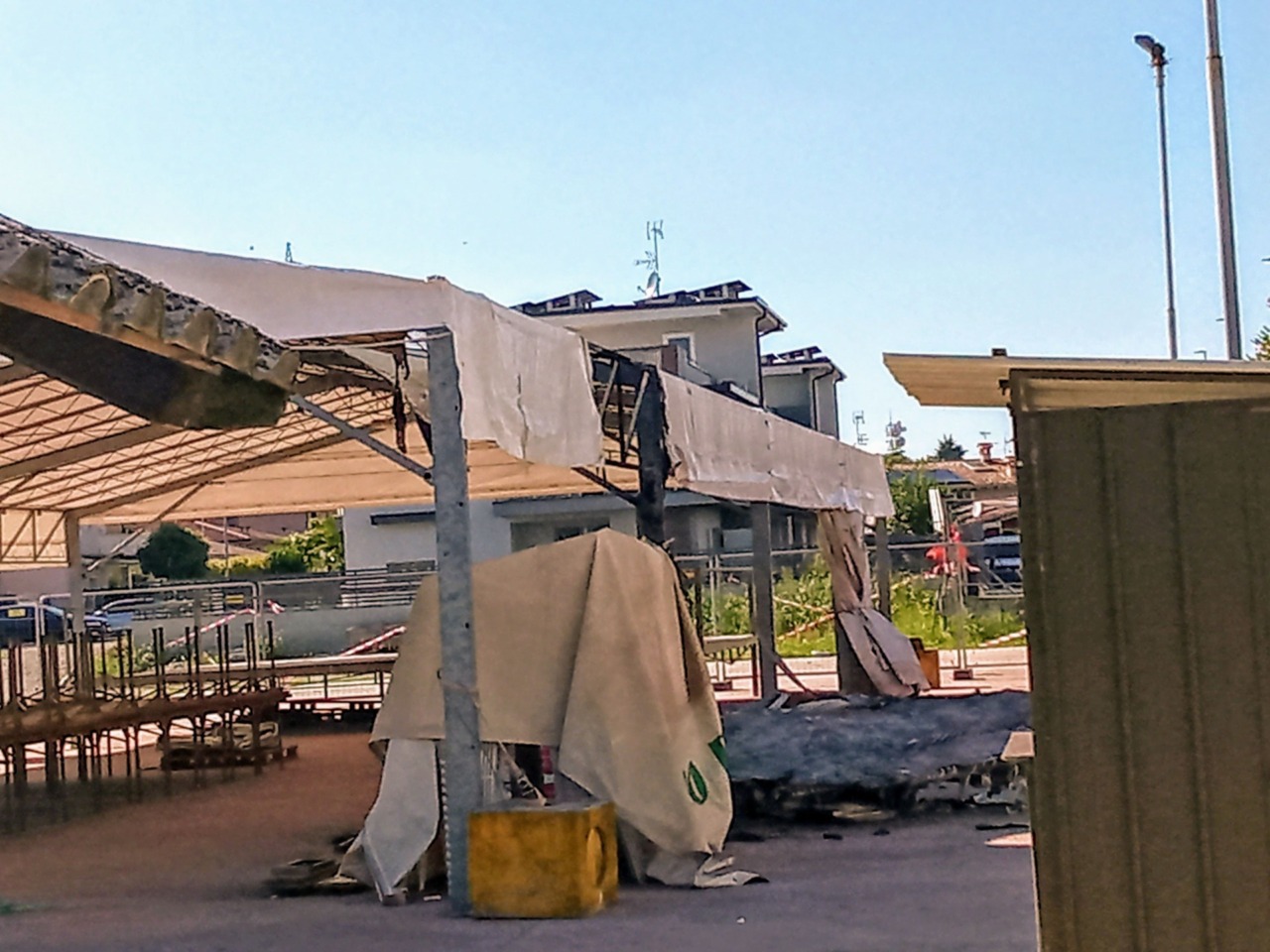 Rogo nell’area feste a Boschetti