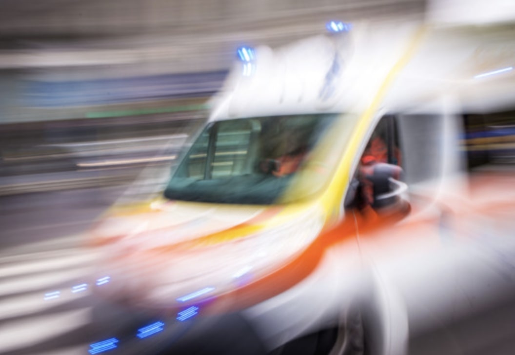 Incidente mortale in A4: la vittima è una ragazza di 22 anni