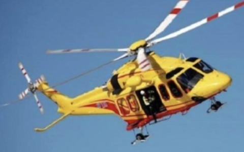 Incidente sul lavoro a Sarezzo: operaio cade dal ponteggio, arriva l’elisoccorso