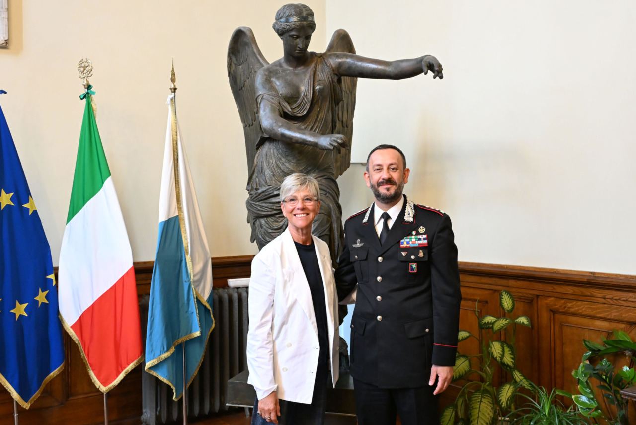 Palazzo Loggia: la sindaca Castelletti saluta il comandante provinciale dei Carabinieri Fragalà