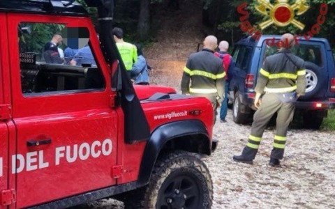 Perdono l’orientamento nei boschi tra Botticino e Serle: l’intervento dei Vigili del Fuoco
