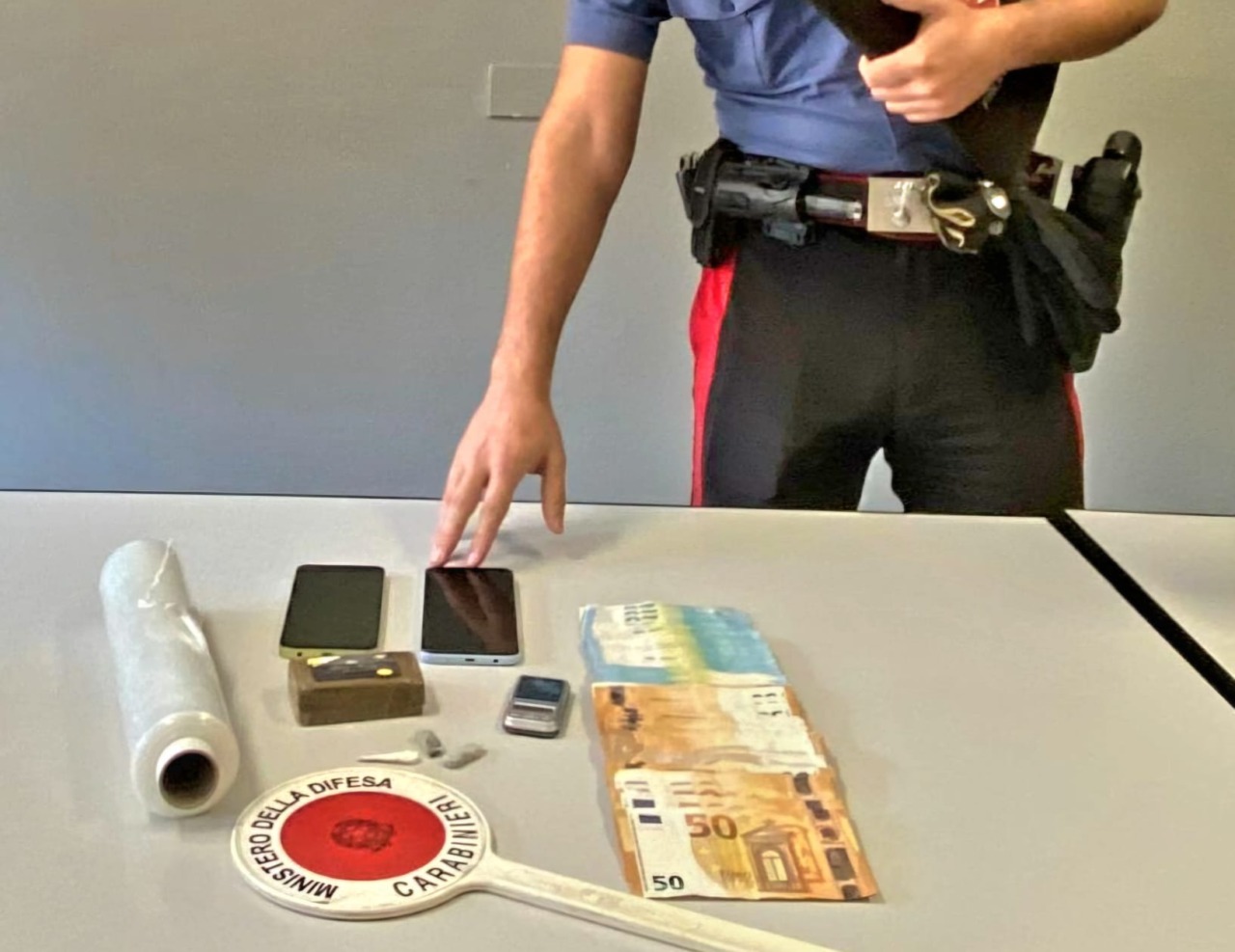 Spaccio di sostanze: ai domiciliari e con braccialetto elettronico un 35enne a Pontoglio