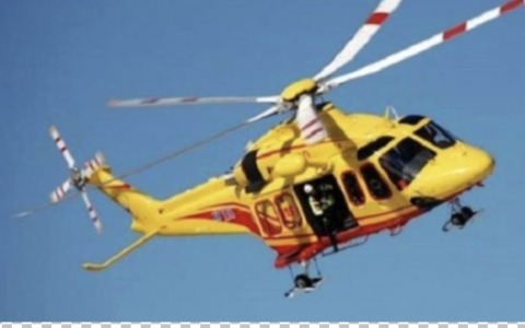 Brutta caduta per un anziano a Toscolano Maderno: arriva l’elisoccorso