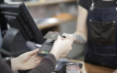 Commercio, somministrazione e ricettività in crisi nel Bresciano: le proposte di Confesercenti