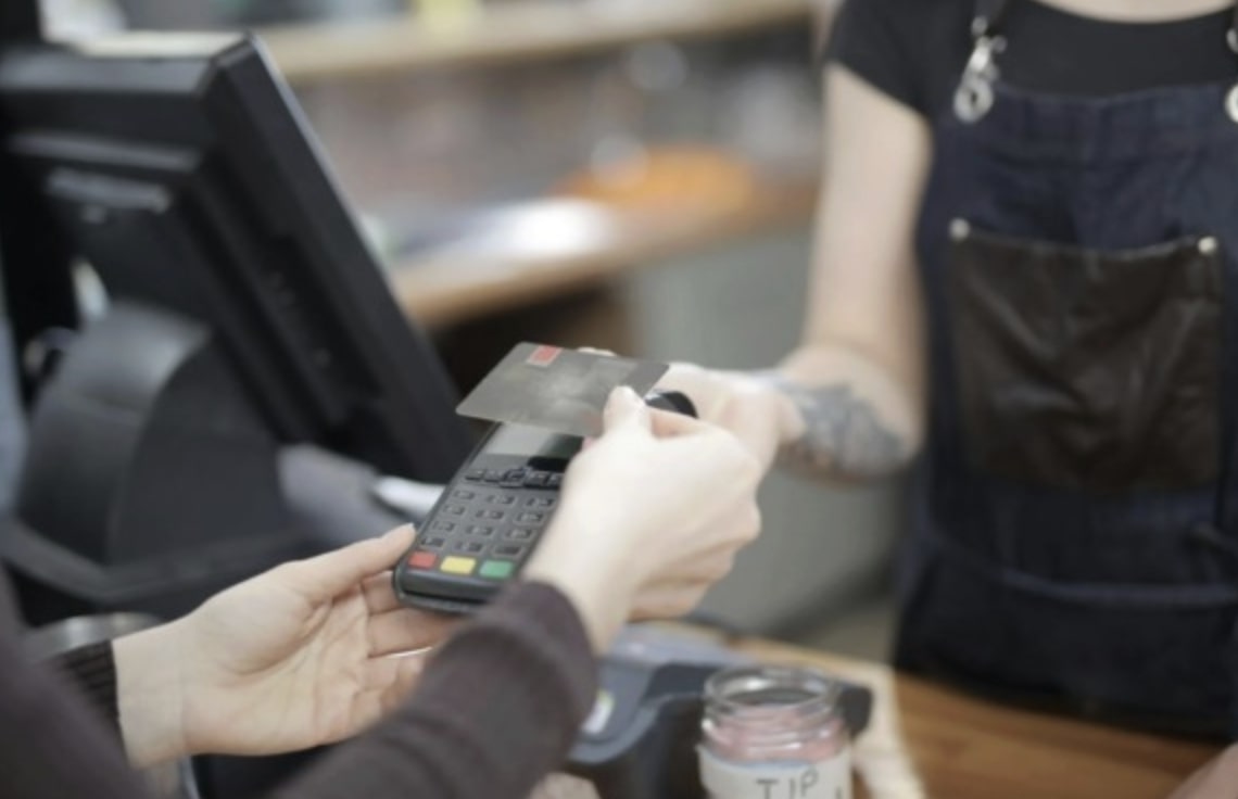 Commercio, somministrazione e ricettività in crisi nel Bresciano: le proposte di Confesercenti