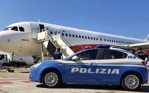 Contrasto all’immigrazione clandestina ed alla criminalità diffusa: 15 le persone espulse