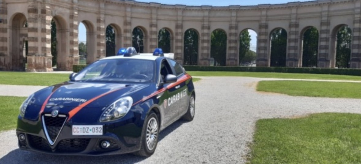 Controlli dei carabinieri a Castiglione delle Stiviere: 95 le persone identificate