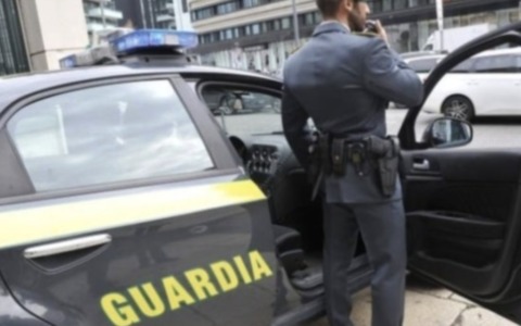 Evasione fiscale da oltre 5milioni di euro: padre e figlia nei guai