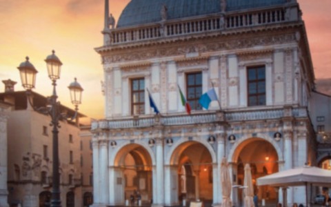 La Loggia acquista 50 copie del libro del marito della sindaca, scoppia la polemica