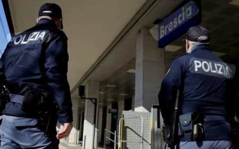 Latitante da oltre due anni dopo un omicidio: in manette un 45enne pakistano