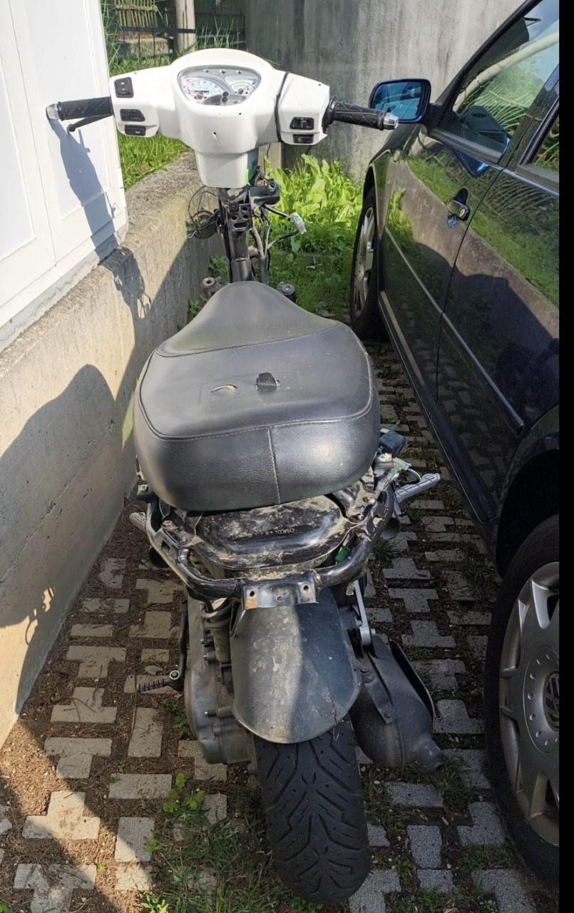 Ciclomotore rubato, l’appello della Polizia Locale: “Stiamo cercando il proprietario”