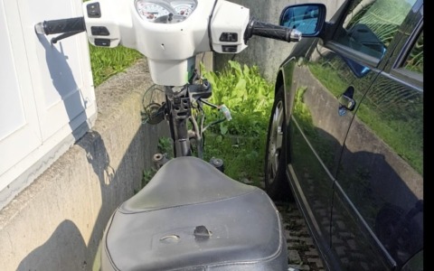 Ciclomotore rubato, l’appello della Polizia Locale: “Stiamo cercando il proprietario”