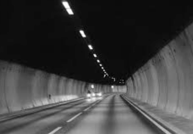 Sinistro nella galleria San Biagio: traffico in tilt sulla 45 bis