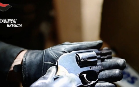 Sparatoria a Montichiari ai danni di un imprenditore: 8 persone in manette