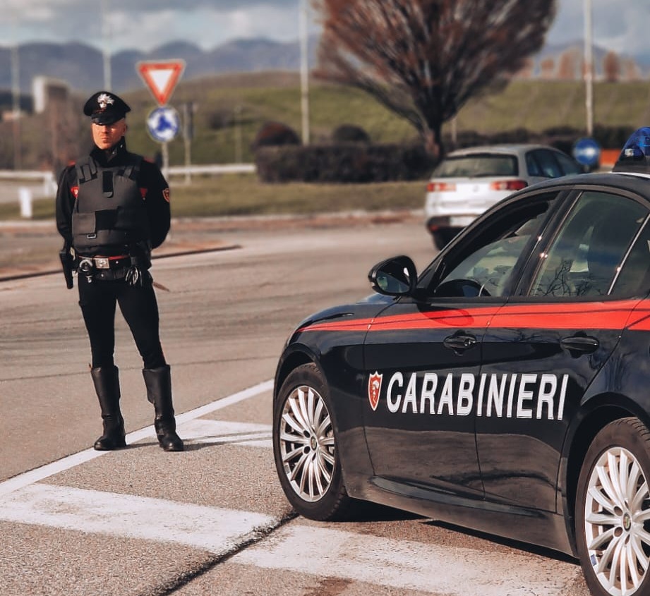 La lite degenera: 26enne denunciato per rapina a Rovato