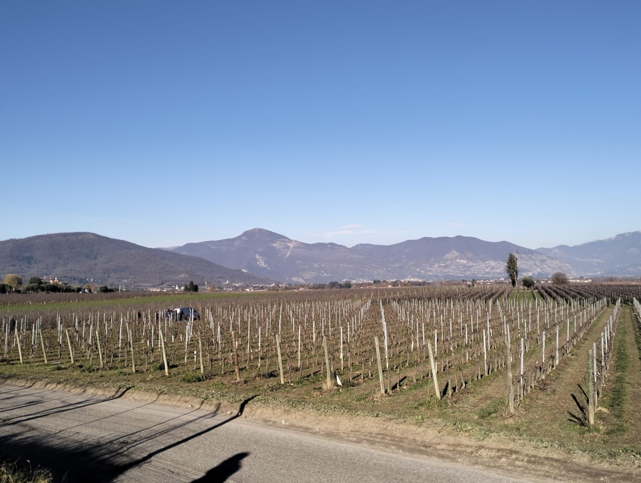 Accusa un malore mentre è a cavallo: nulla da fare per un 55enne di Erbusco