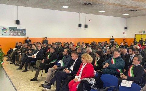 Alla Stazione Soccorso Alpino della Guardia di Finanza di Edolo conferita la cittadinanza onoraria