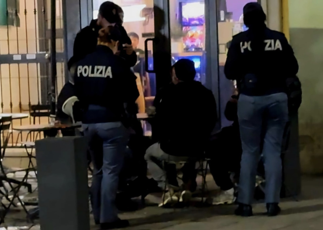 Halloween: controlli a tappeto della Polizia a Brescia e in provincia, 146 le persone controllate