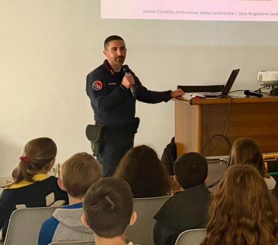 I Carabinieri Forestali incontrano gli studenti dell’Istituto Canossiano di Brescia