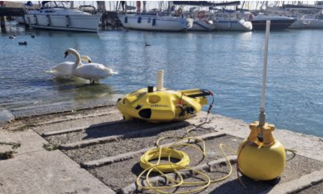 Il robot subacqueo Zeno «assunto» per mappare i rifiuti del Lago di Garda