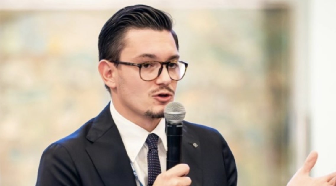 Maternità surrogata, Paolo Inselvini (FdI): “Necessario renderla un reato in Europa e nel mondo”