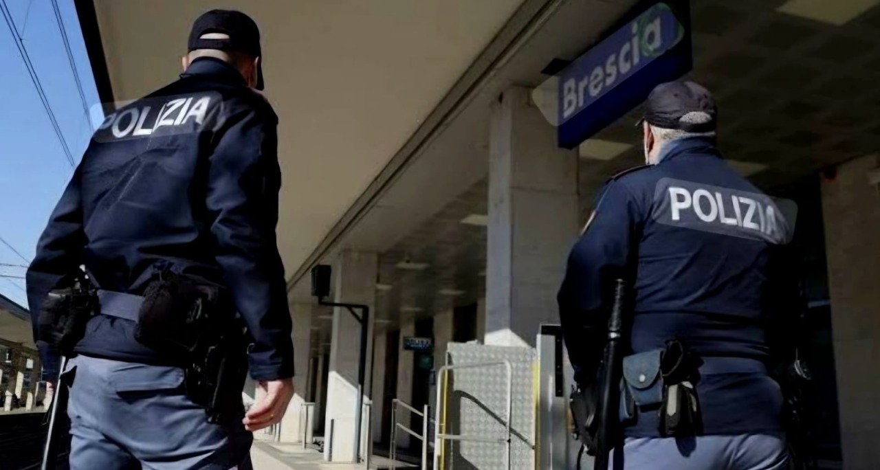 Rubano bagagli ai viaggiatori sul treno: denunciati due ventenni