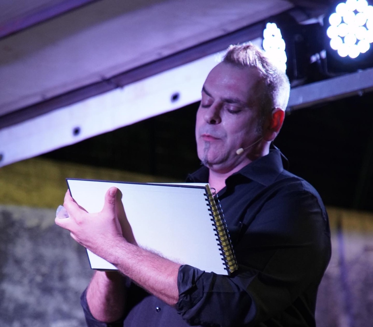 Strabilio…sotto l’albero: la prima edizione aperta dal mentalista Matteo Filippini