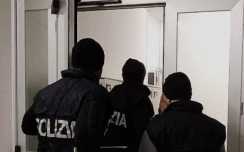 Tensione tra i manifestanti al Campo di Atletica Calvesi: individuati e denunciati 12 tifosi