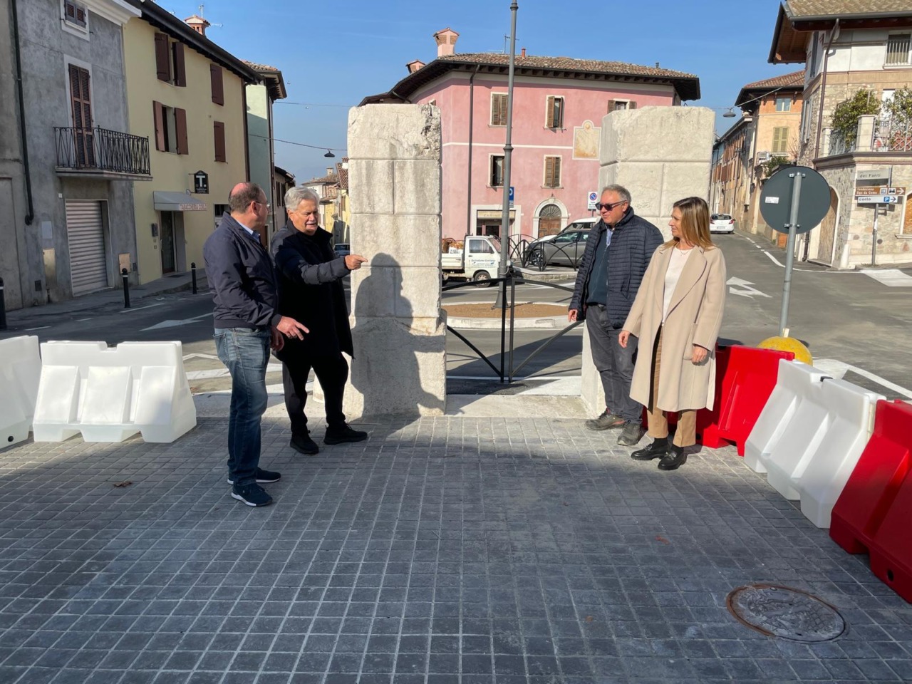 Lonato, riqualificata Piazza Corlo e ripristinata la viabilità