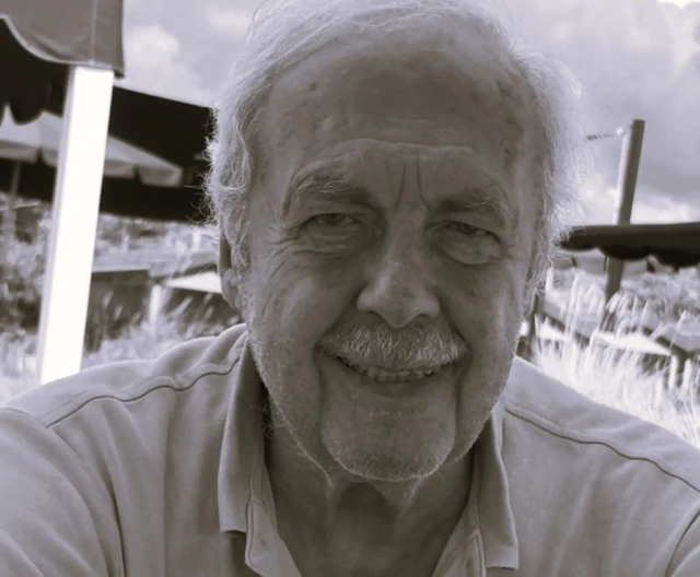 Si spegne il giorno prima della chiusura della mostra da lui curata sul padre