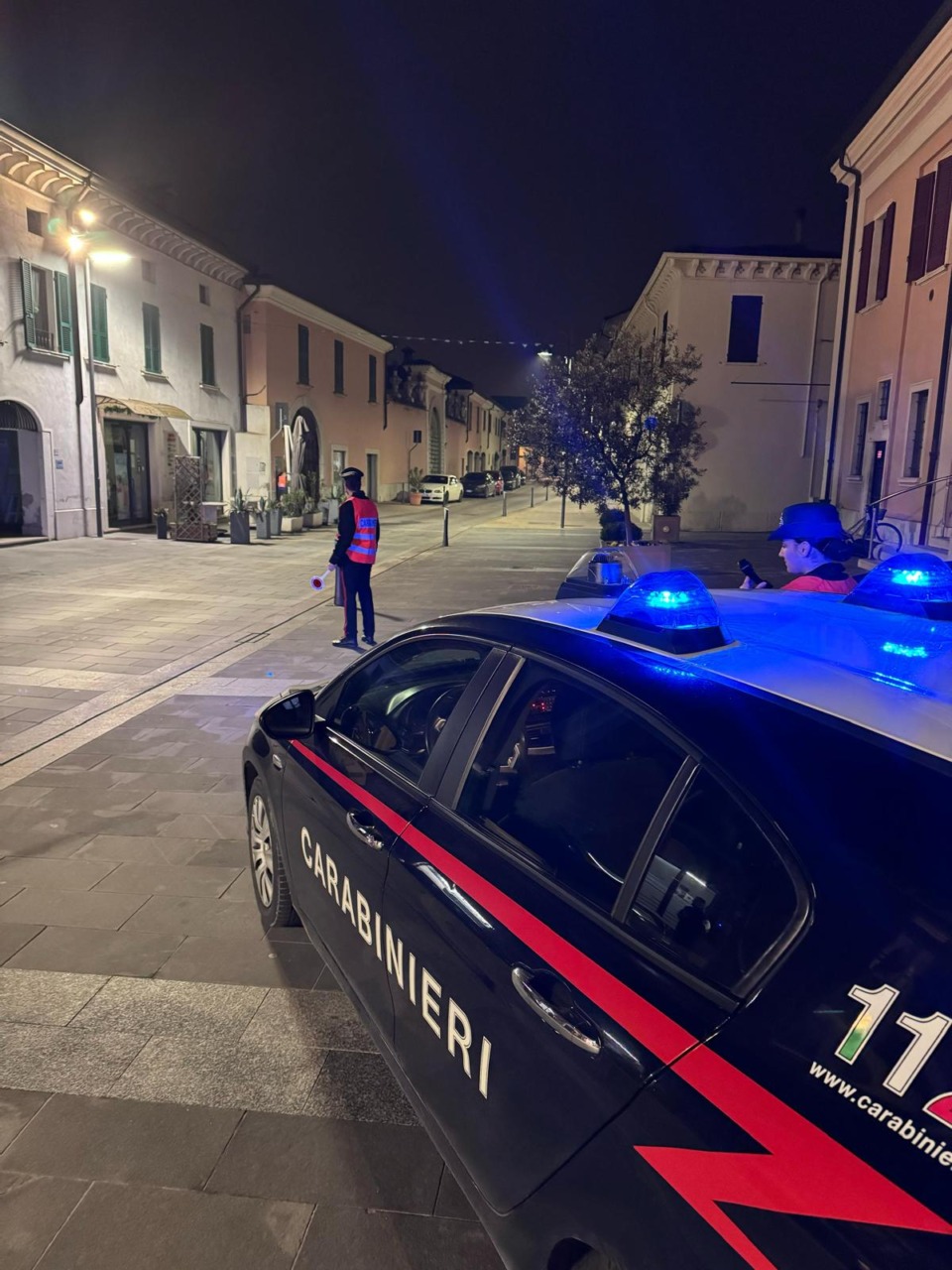A San Zeno Naviglio controlli straordinari dei carabinieri: tre denunciati per tentato furto