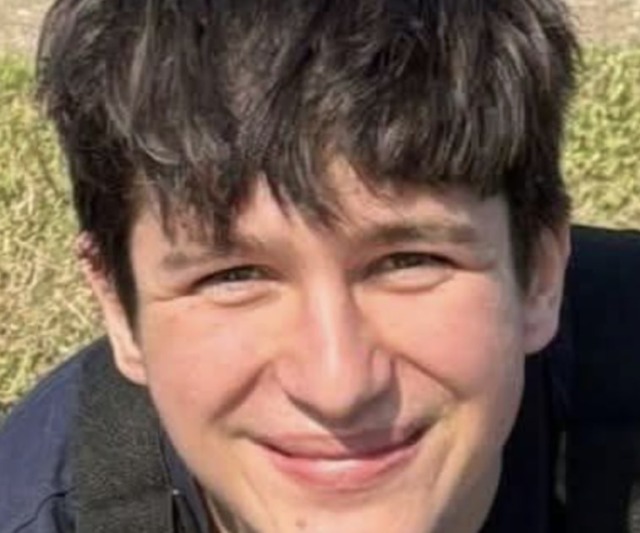 Addio a Simone: stroncato da un malore a soli 19 anni, domani i funerali