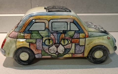 Fiat 500 in miniatura per grandi artisti ed una mostra con gli A…mici a quattro zampe